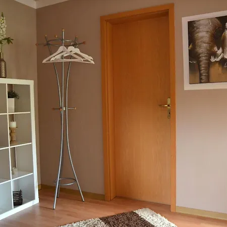 Nikki 35528 بيت للعطل