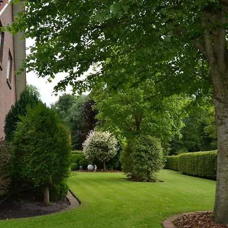 Nikki 35528 בית נופש Uplengen